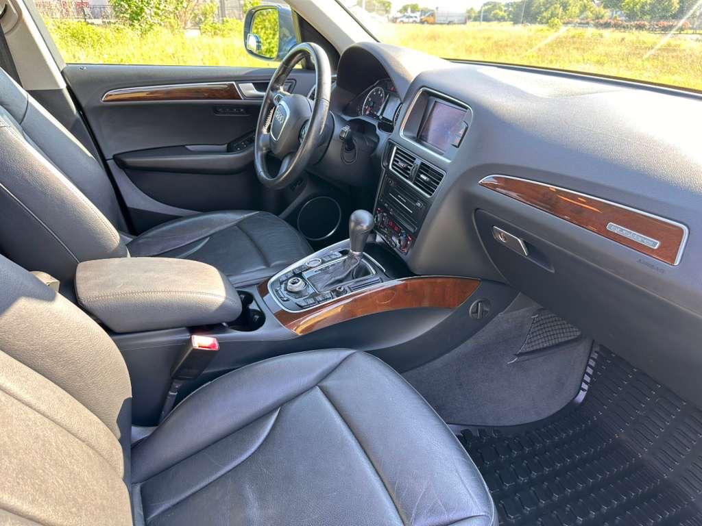 Photo 30 of 2012 Audi Q5 Premium for sale in Katy, TX