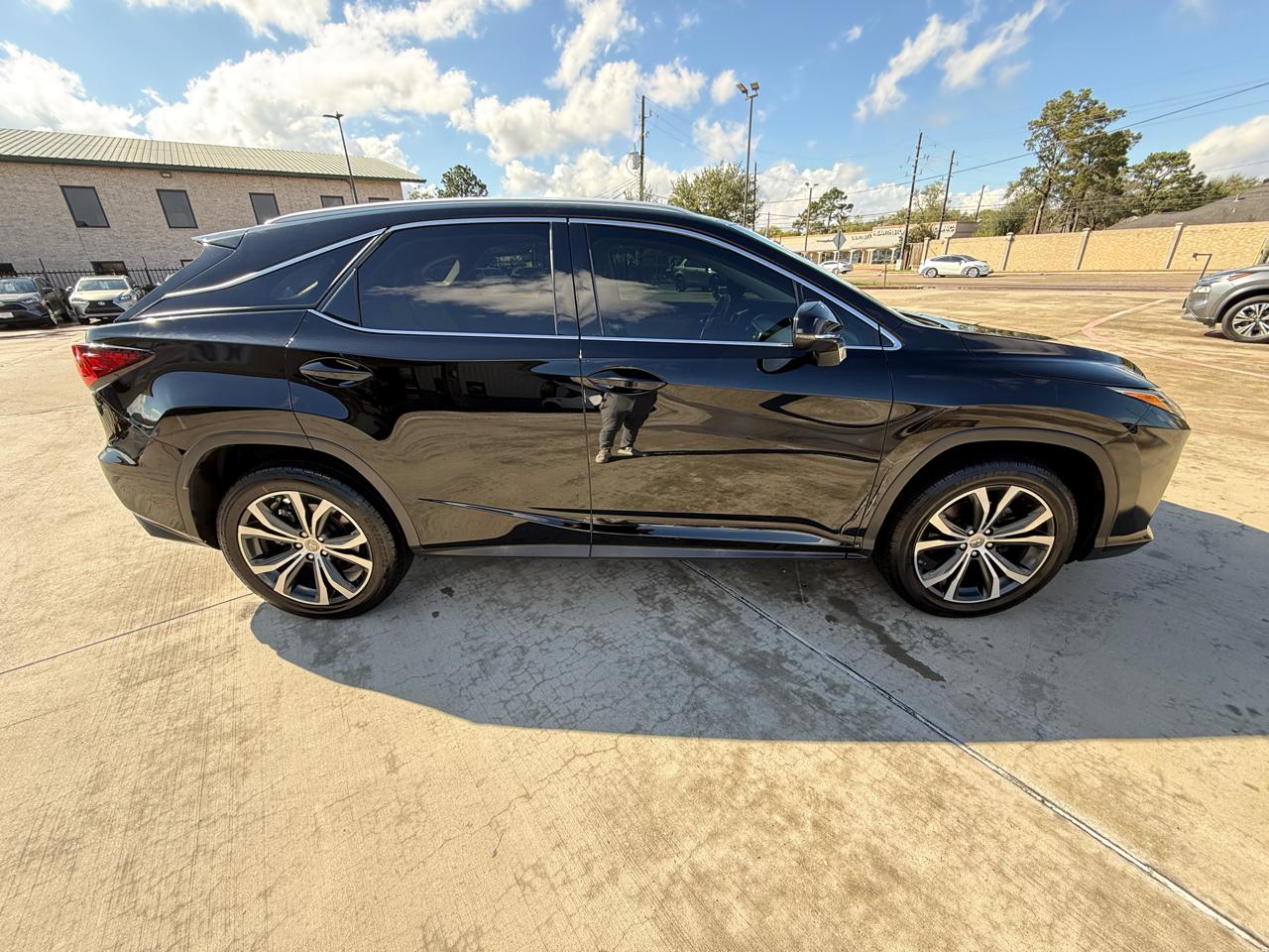 Photo 7 of 2017 Lexus Rx Wagon for sale in Houston, TX