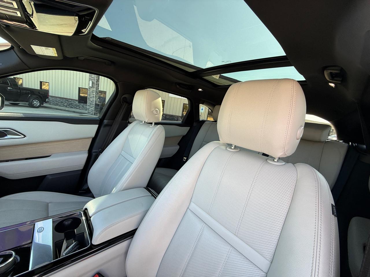 Photo 18 of 2020 Land Rover Range Rover Velar S for sale in Houston, TX