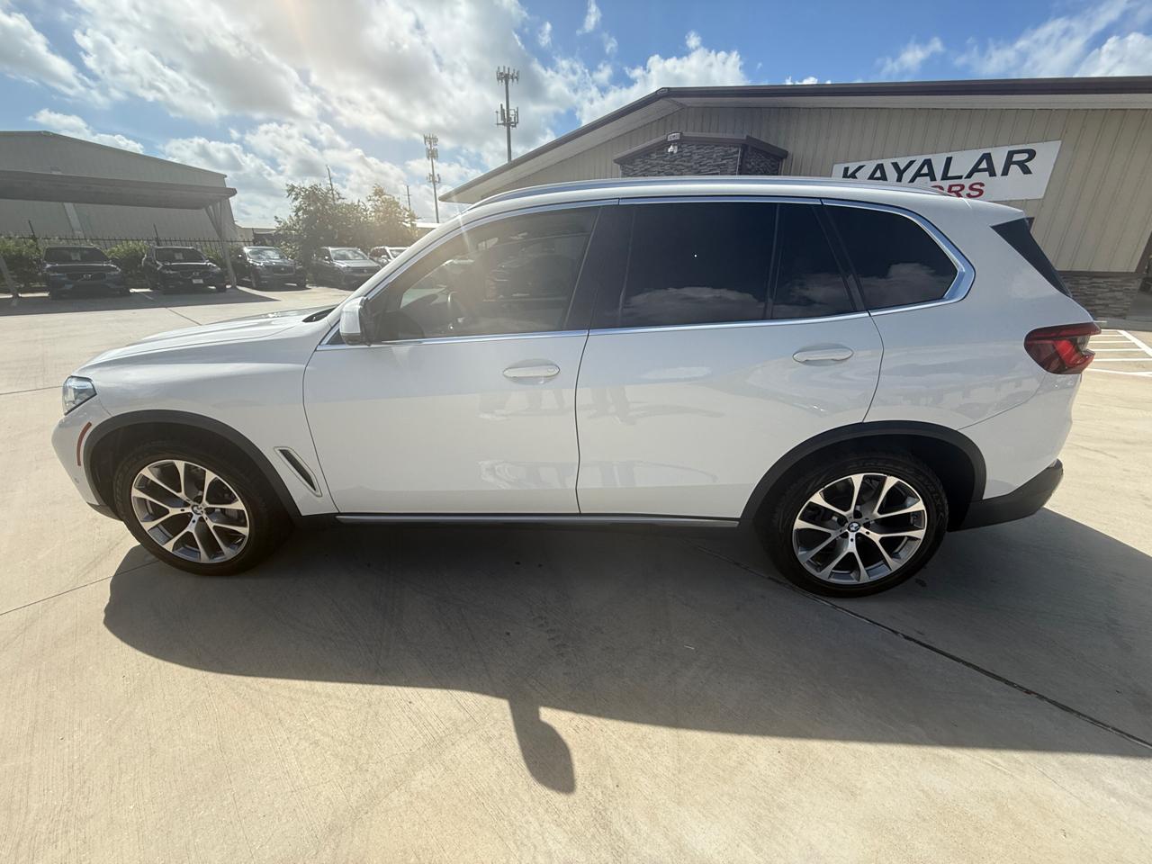 Photo 5 of 2019 BMW X5 Xdrive40i for sale in Houston, TX