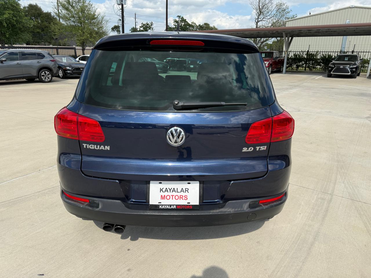 Photo 9 of 2013 Volkswagen Tiguan S for sale in Houston, TX