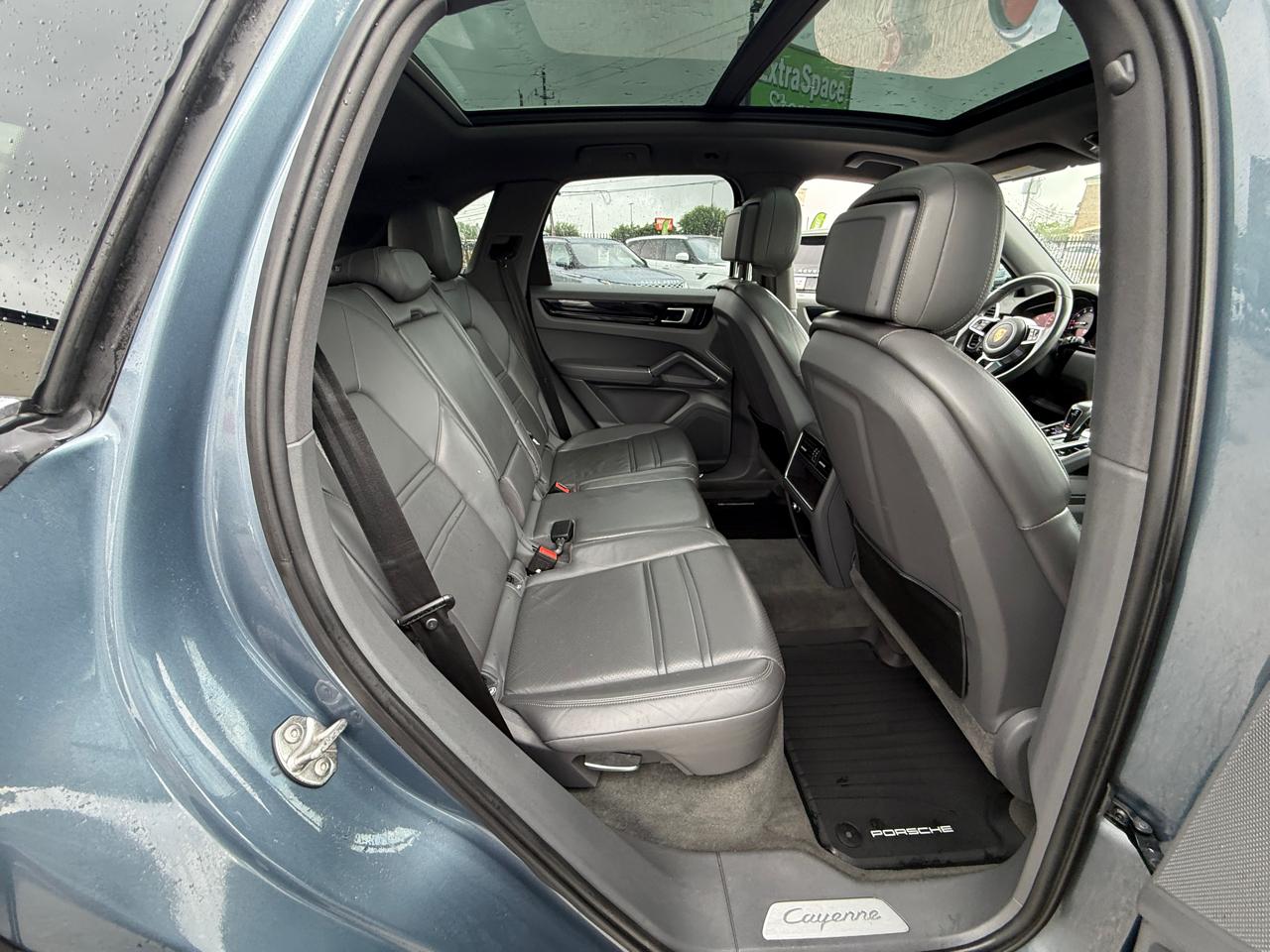 Photo 26 of 2019 Porsche Cayenne Type for sale in Houston, TX