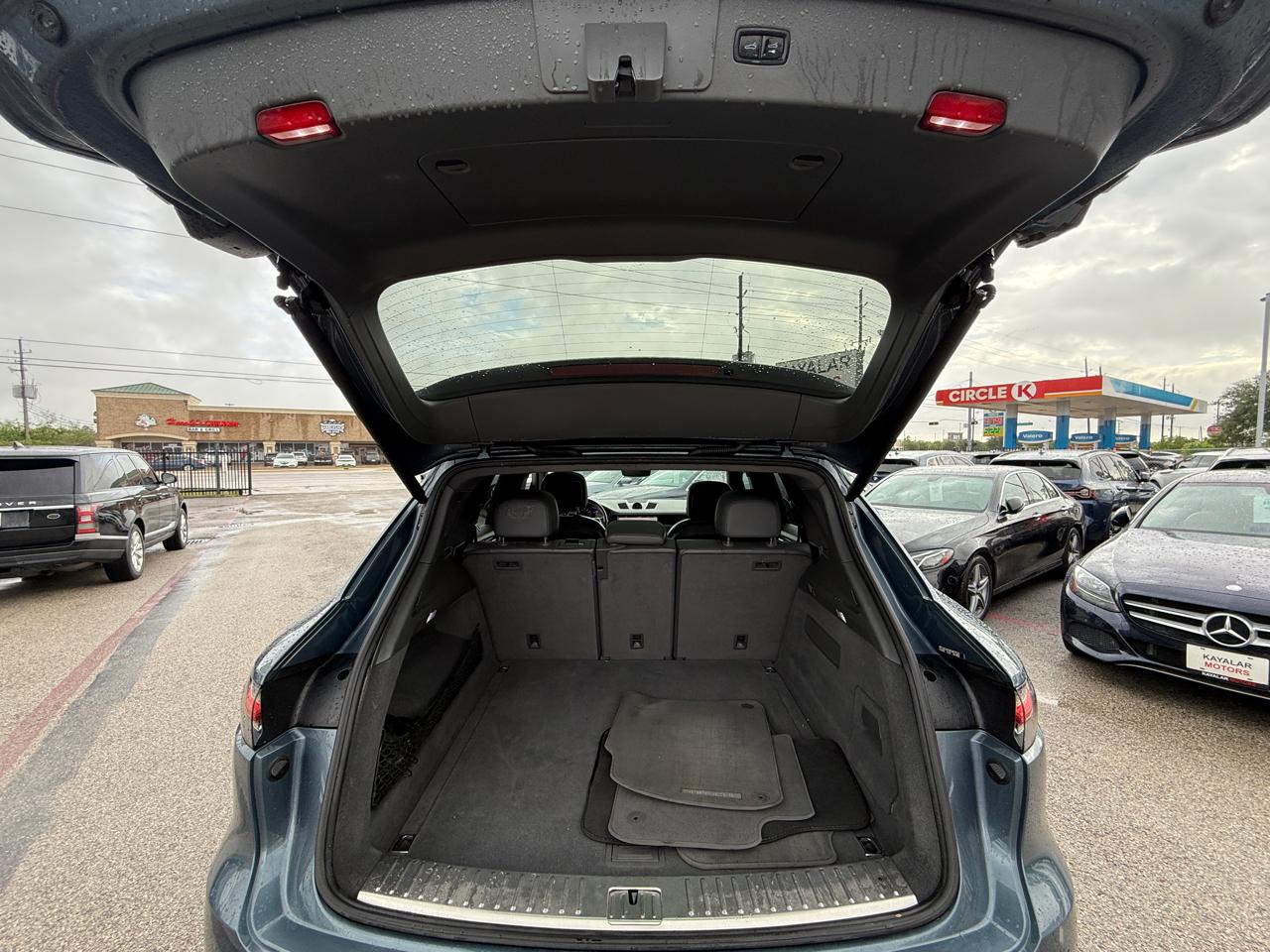 Photo 32 of 2019 Porsche Cayenne Type for sale in Houston, TX