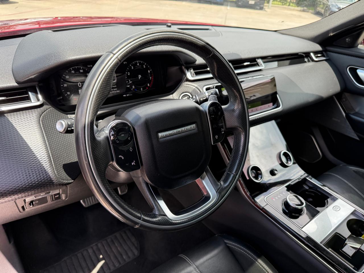Photo 18 of 2018 Land Rover Range Rover Velar R-dynamic for sale in Houston, TX