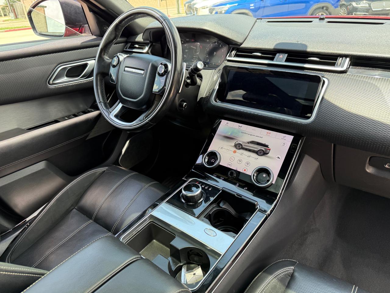 Photo 32 of 2018 Land Rover Range Rover Velar R-dynamic for sale in Houston, TX