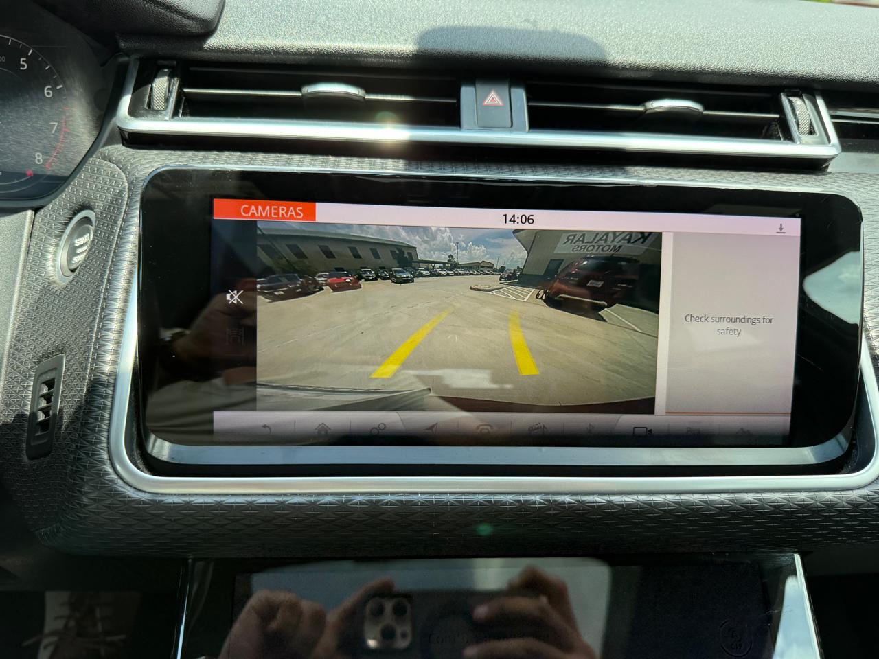 Photo 36 of 2018 Land Rover Range Rover Velar R-dynamic for sale in Houston, TX