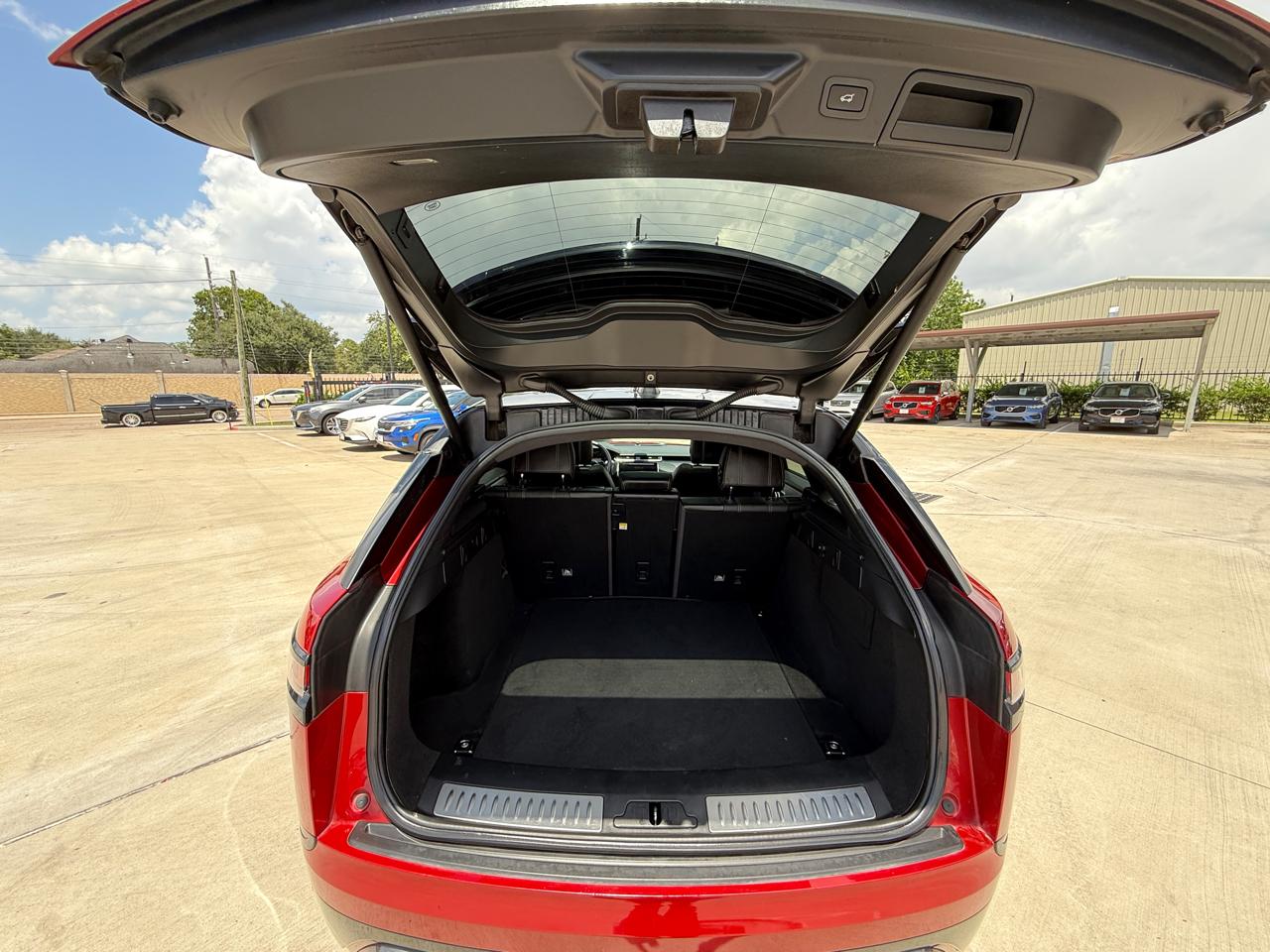 Photo 38 of 2018 Land Rover Range Rover Velar R-dynamic for sale in Houston, TX