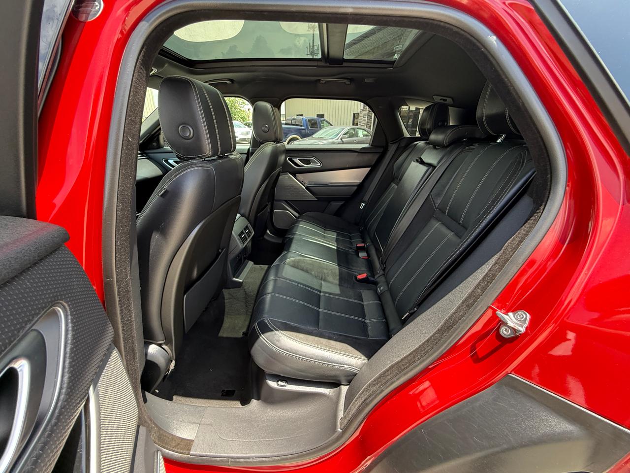 Photo 23 of 2018 Land Rover Range Rover Velar R-dynamic for sale in Houston, TX