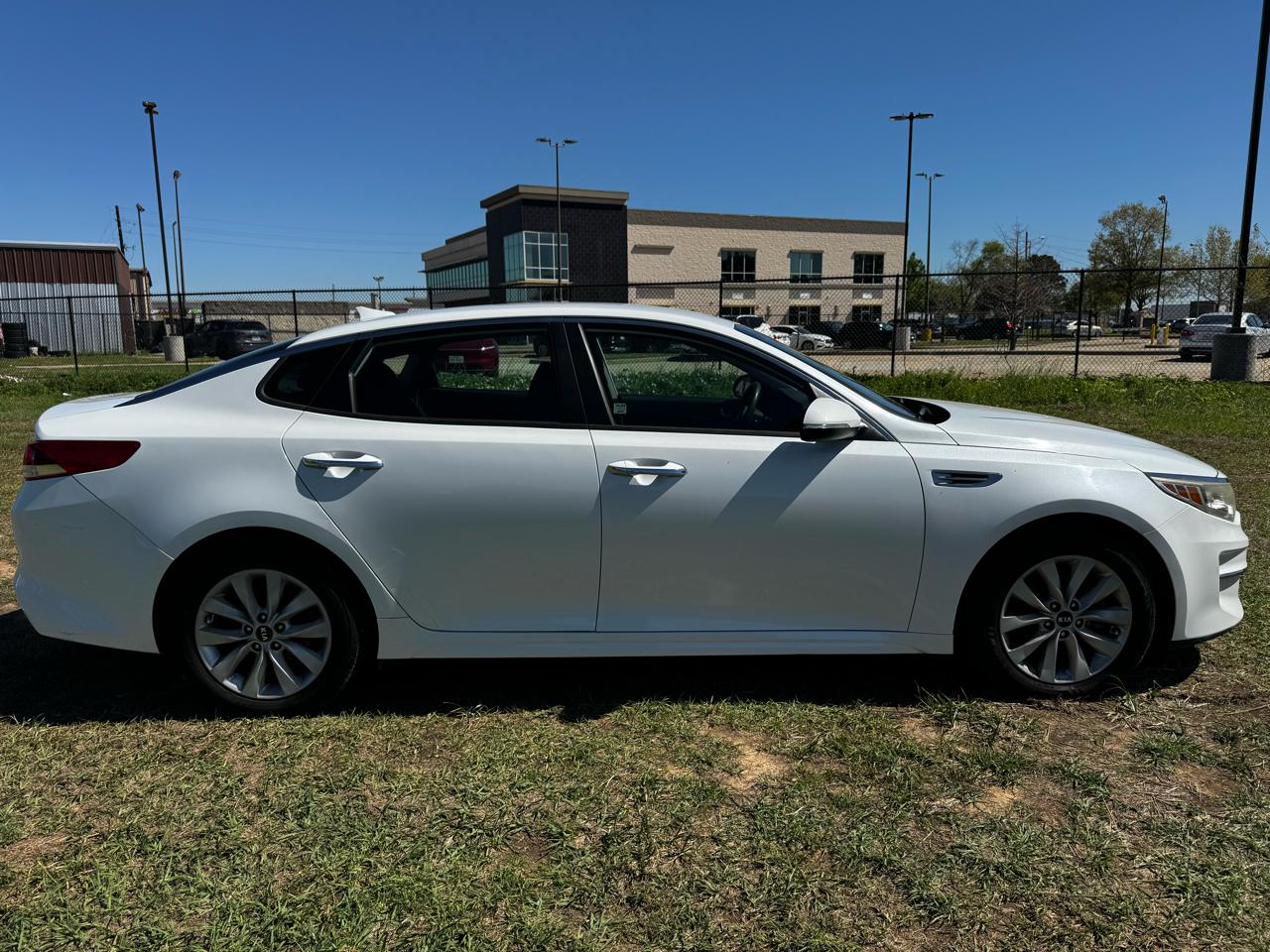 Photo 7 of 2017 Kia Optima LX for sale in Katy, TX