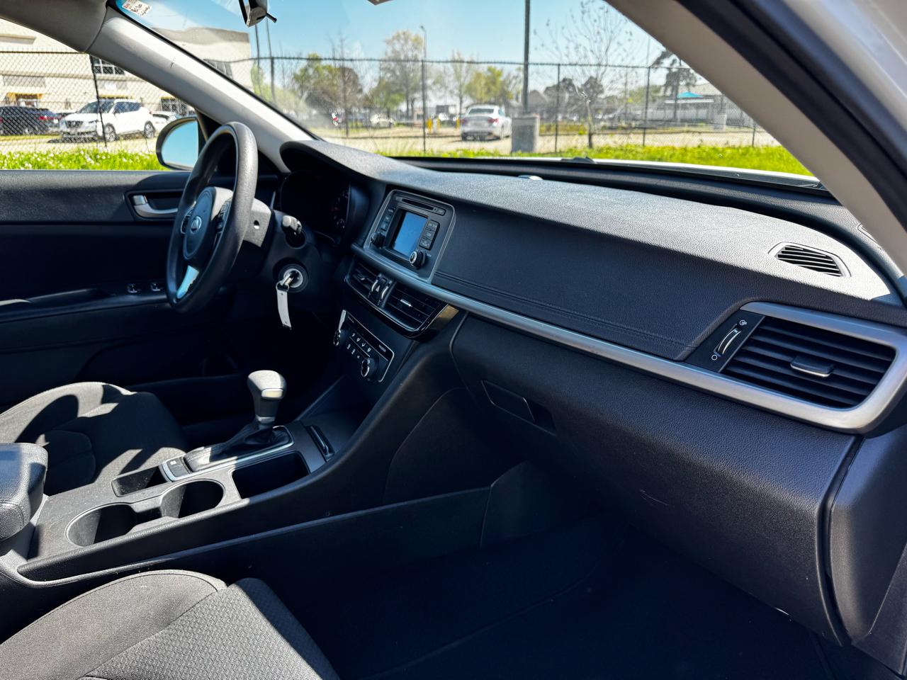 Photo 17 of 2017 Kia Optima LX for sale in Katy, TX