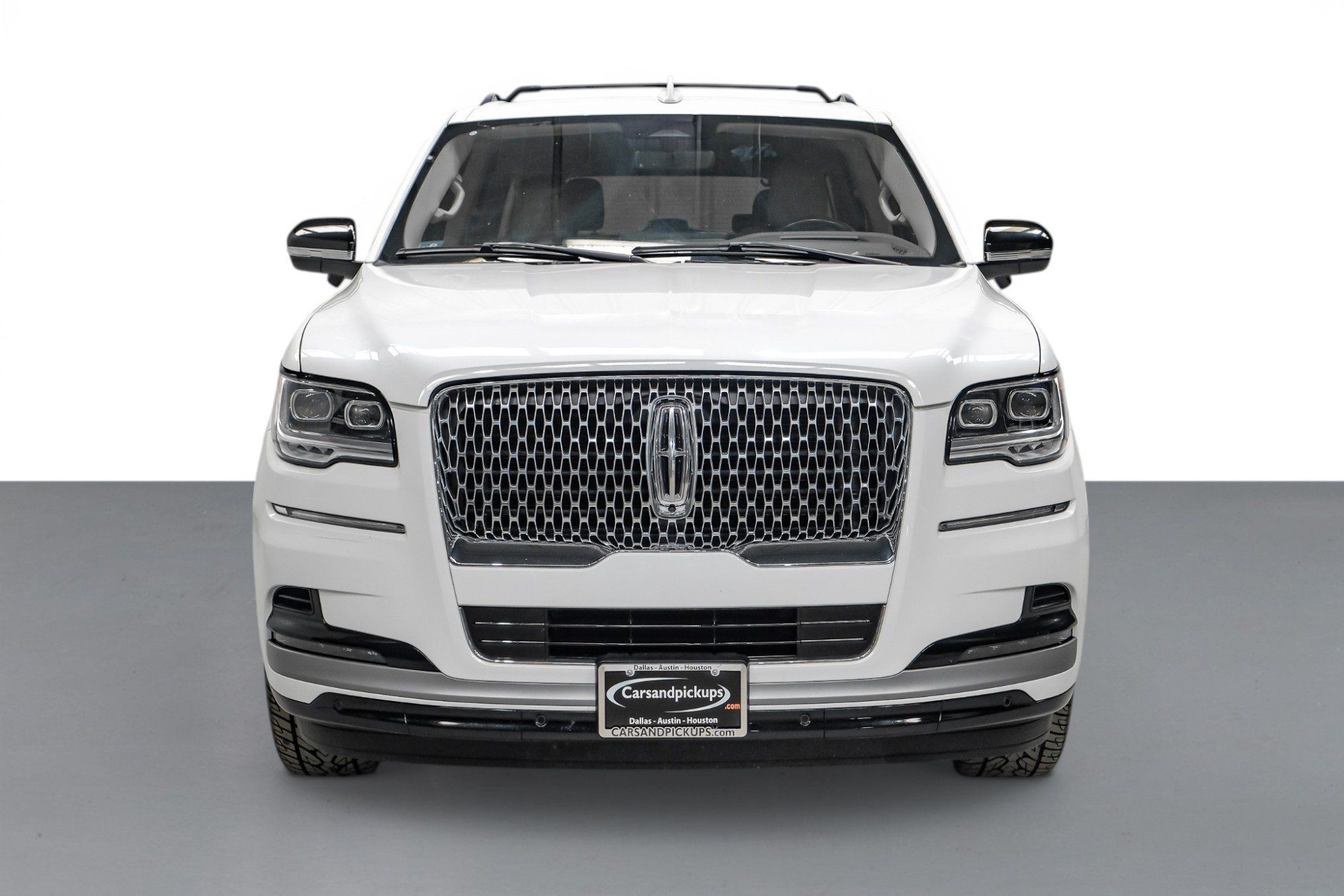 Photo 5 of 2022 Lincoln Navigator L Reserve for sale in Katy, TX