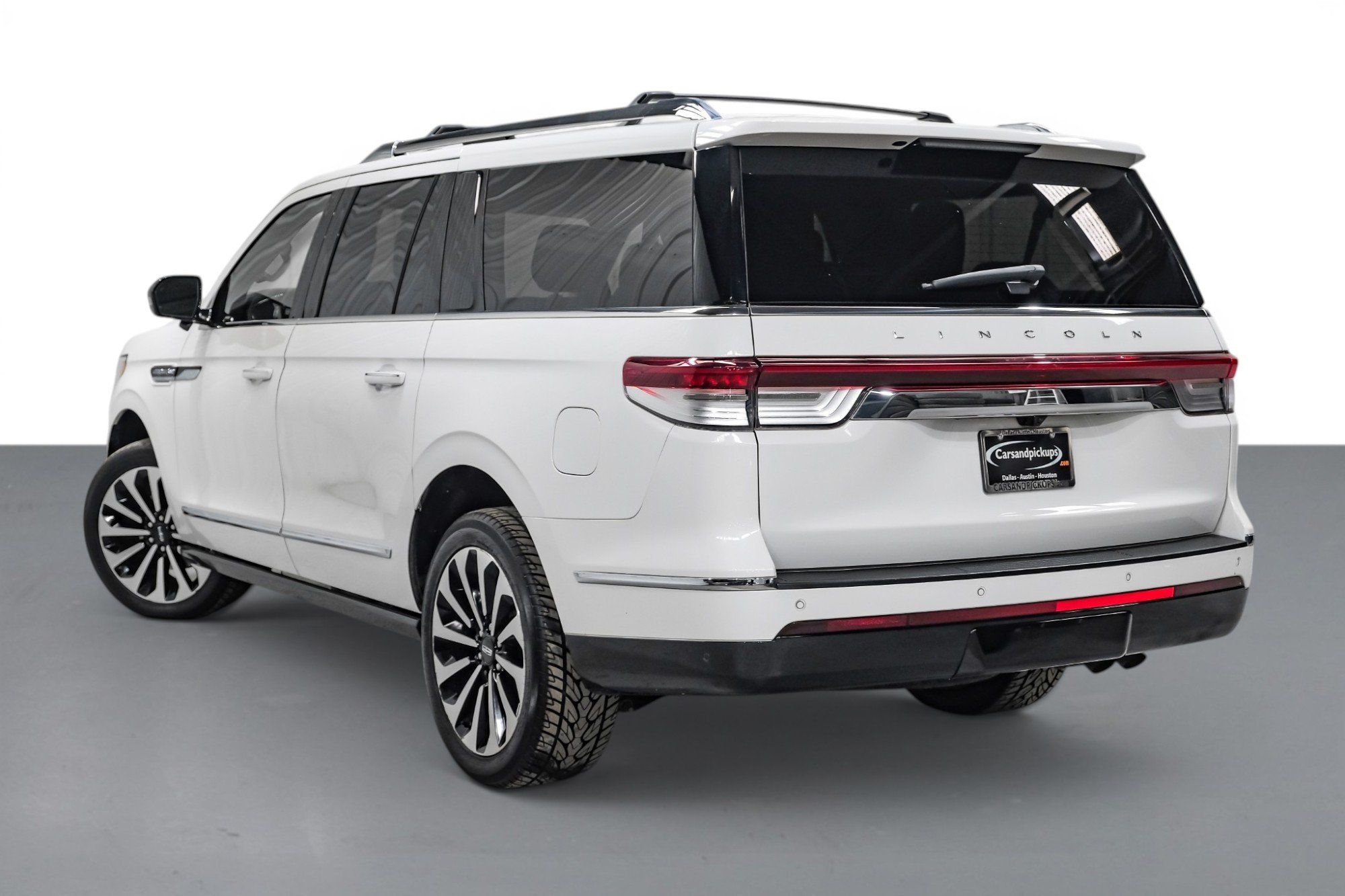 Photo 15 of 2022 Lincoln Navigator L Reserve for sale in Katy, TX