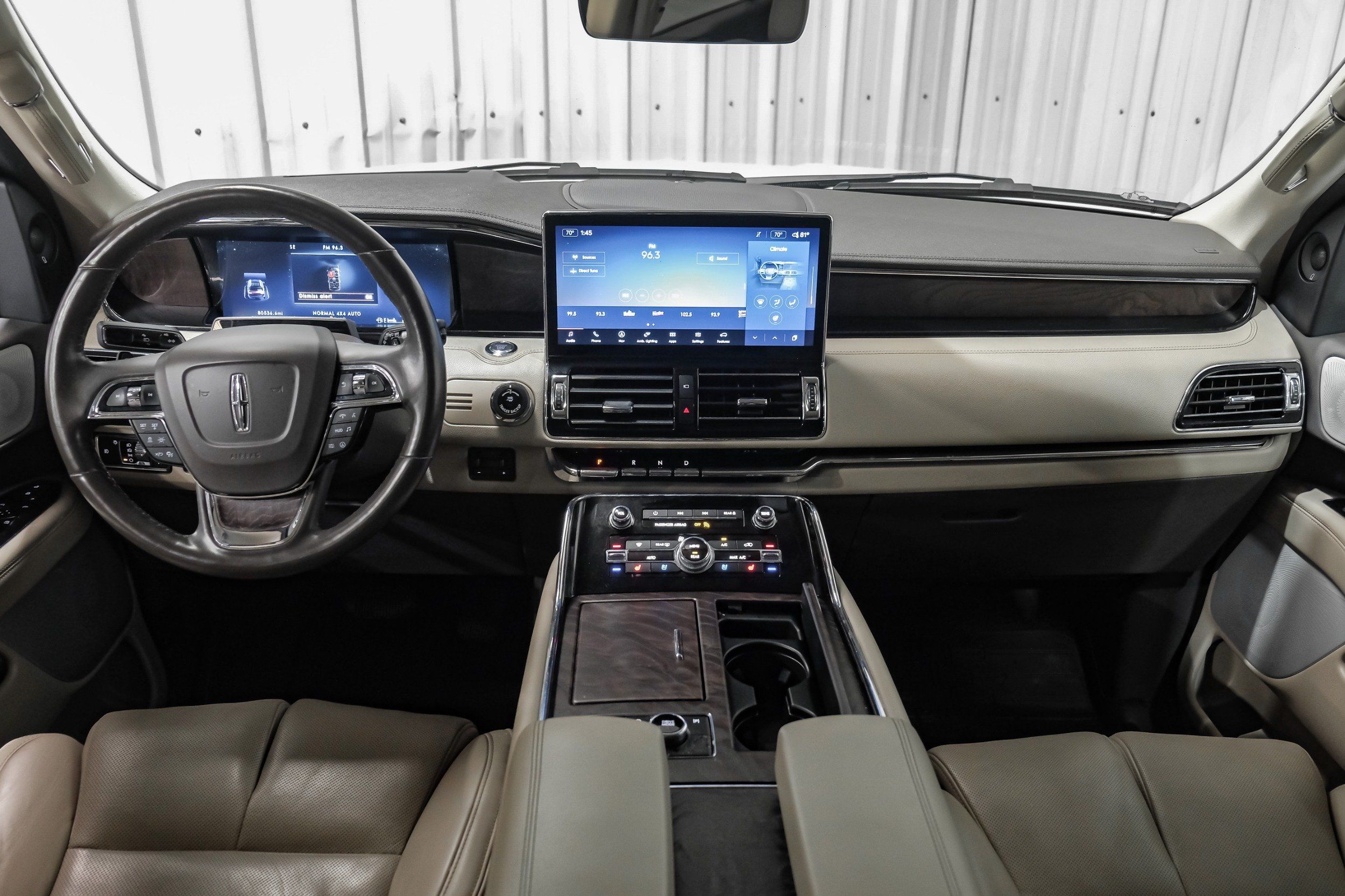 Photo 25 of 2022 Lincoln Navigator L Reserve for sale in Katy, TX