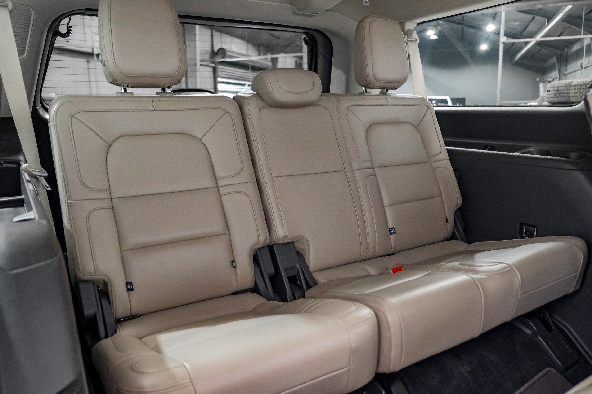 Photo 77 of 2022 Lincoln Navigator L Reserve for sale in Katy, TX