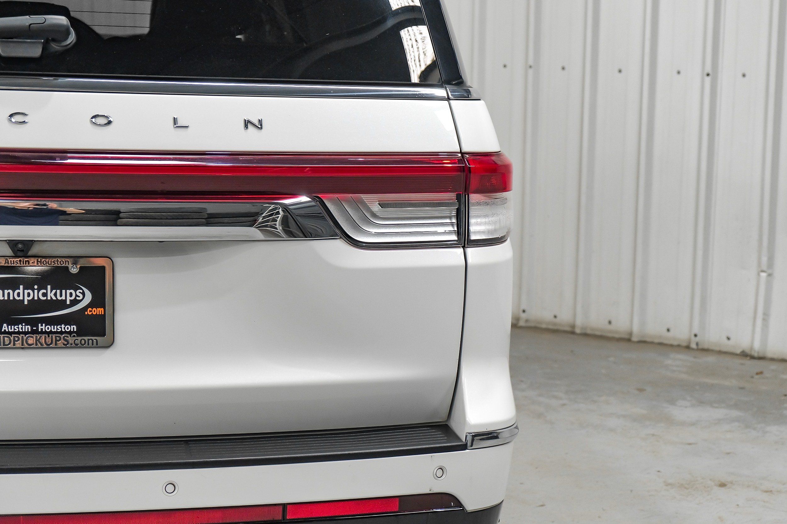 Photo 105 of 2022 Lincoln Navigator L Reserve for sale in Katy, TX