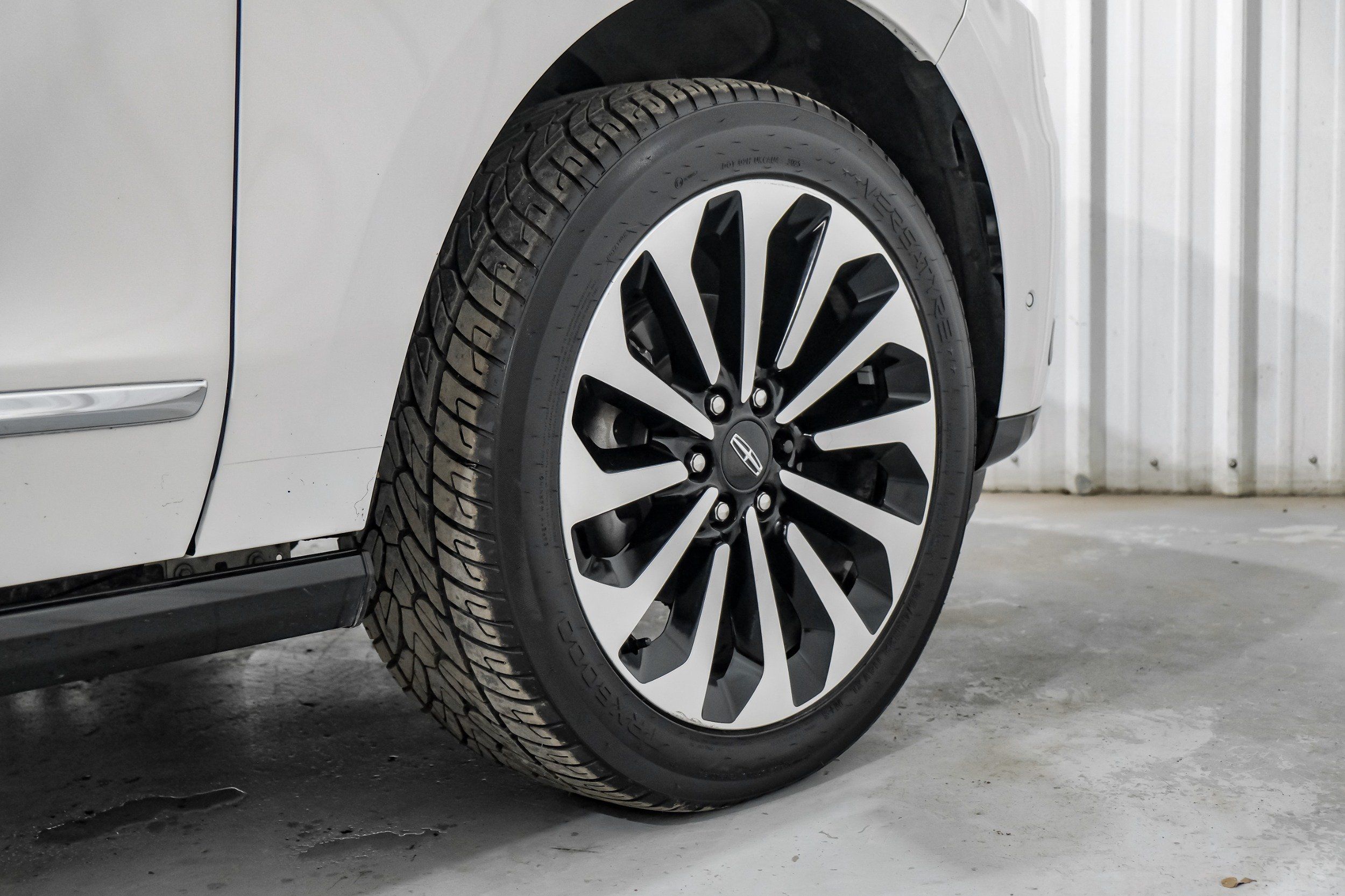 Photo 129 of 2022 Lincoln Navigator L Reserve for sale in Katy, TX