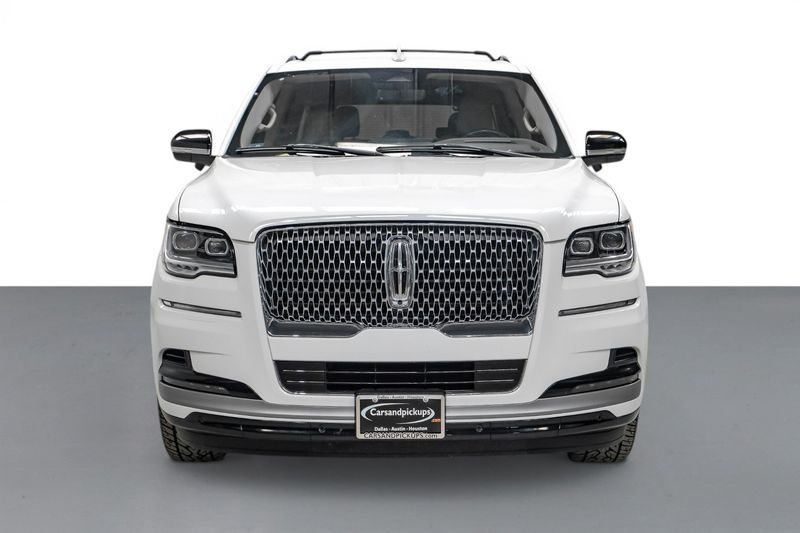 Photo 6 of 2022 Lincoln Navigator L Reserve for sale in Katy, TX