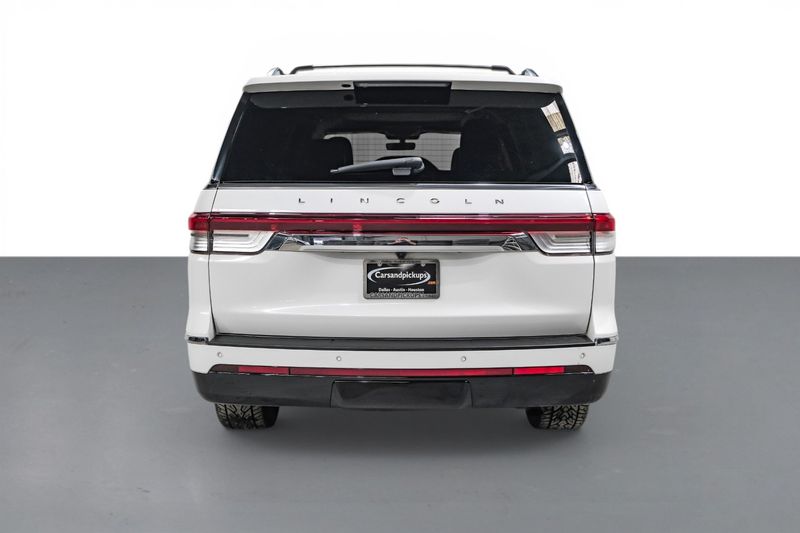 Photo 14 of 2022 Lincoln Navigator L Reserve for sale in Katy, TX