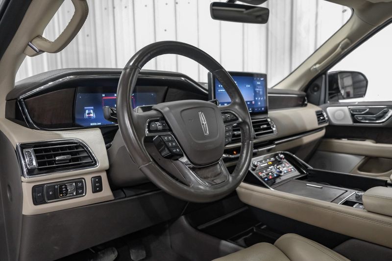 Photo 28 of 2022 Lincoln Navigator L Reserve for sale in Katy, TX