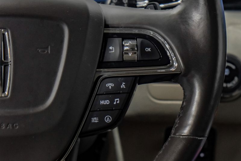 Photo 34 of 2022 Lincoln Navigator L Reserve for sale in Katy, TX