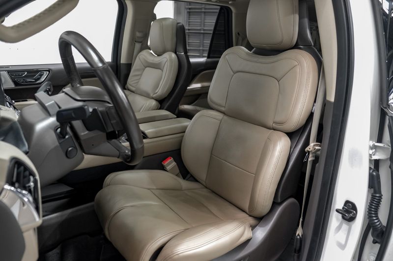 Photo 58 of 2022 Lincoln Navigator L Reserve for sale in Katy, TX