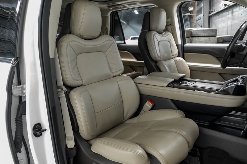 Photo 62 of 2022 Lincoln Navigator L Reserve for sale in Katy, TX
