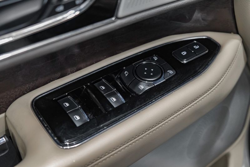 Photo 90 of 2022 Lincoln Navigator L Reserve for sale in Katy, TX