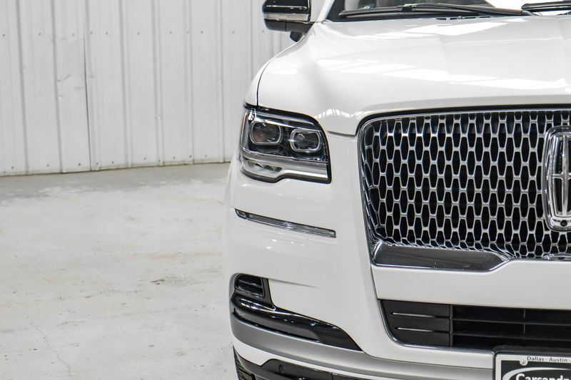 Photo 100 of 2022 Lincoln Navigator L Reserve for sale in Katy, TX