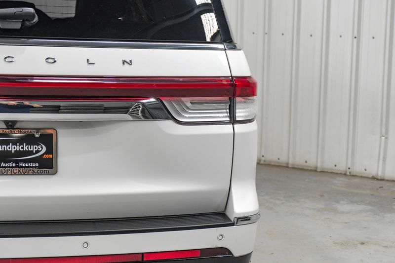 Photo 106 of 2022 Lincoln Navigator L Reserve for sale in Katy, TX
