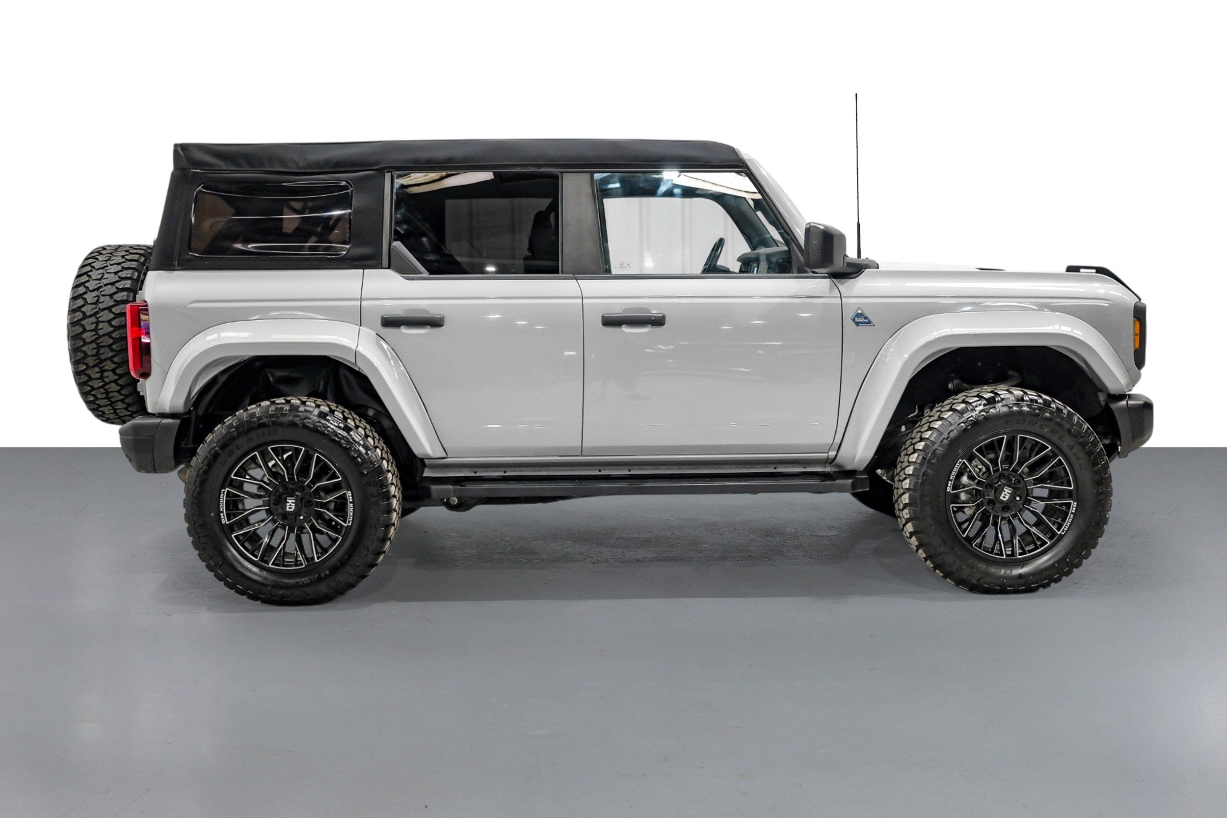 Photo 6 of 2023 Ford Bronco Base, for sale in Katy, TX