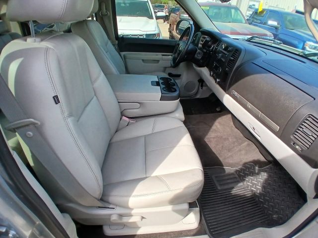 Photo 54 of 2011 Chevrolet Silverado for sale in Cypress, TX