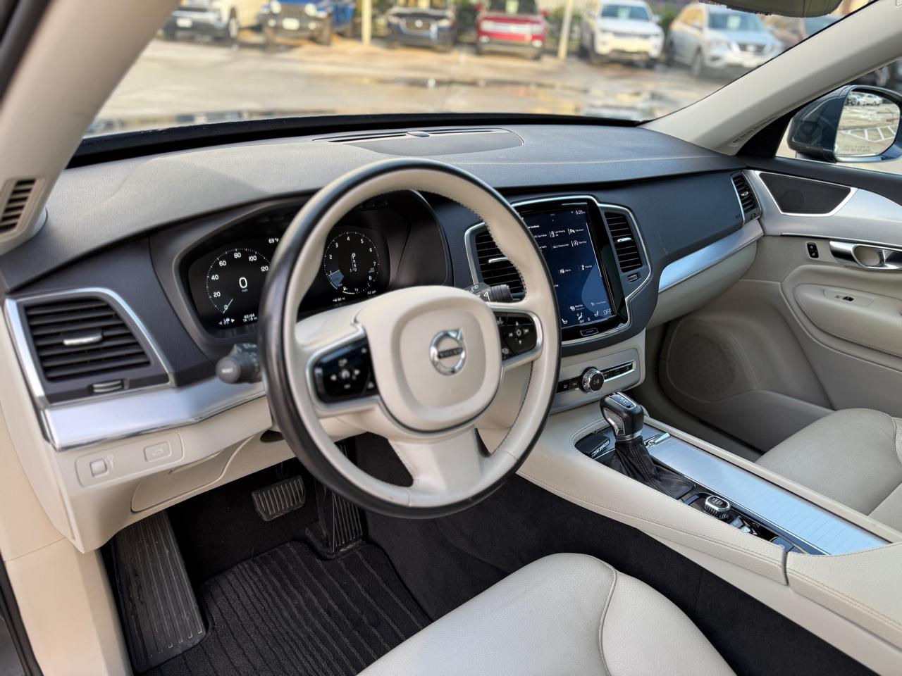 Photo 10 of 2018 Volvo Xc90 Momentum for sale in Houston, TX