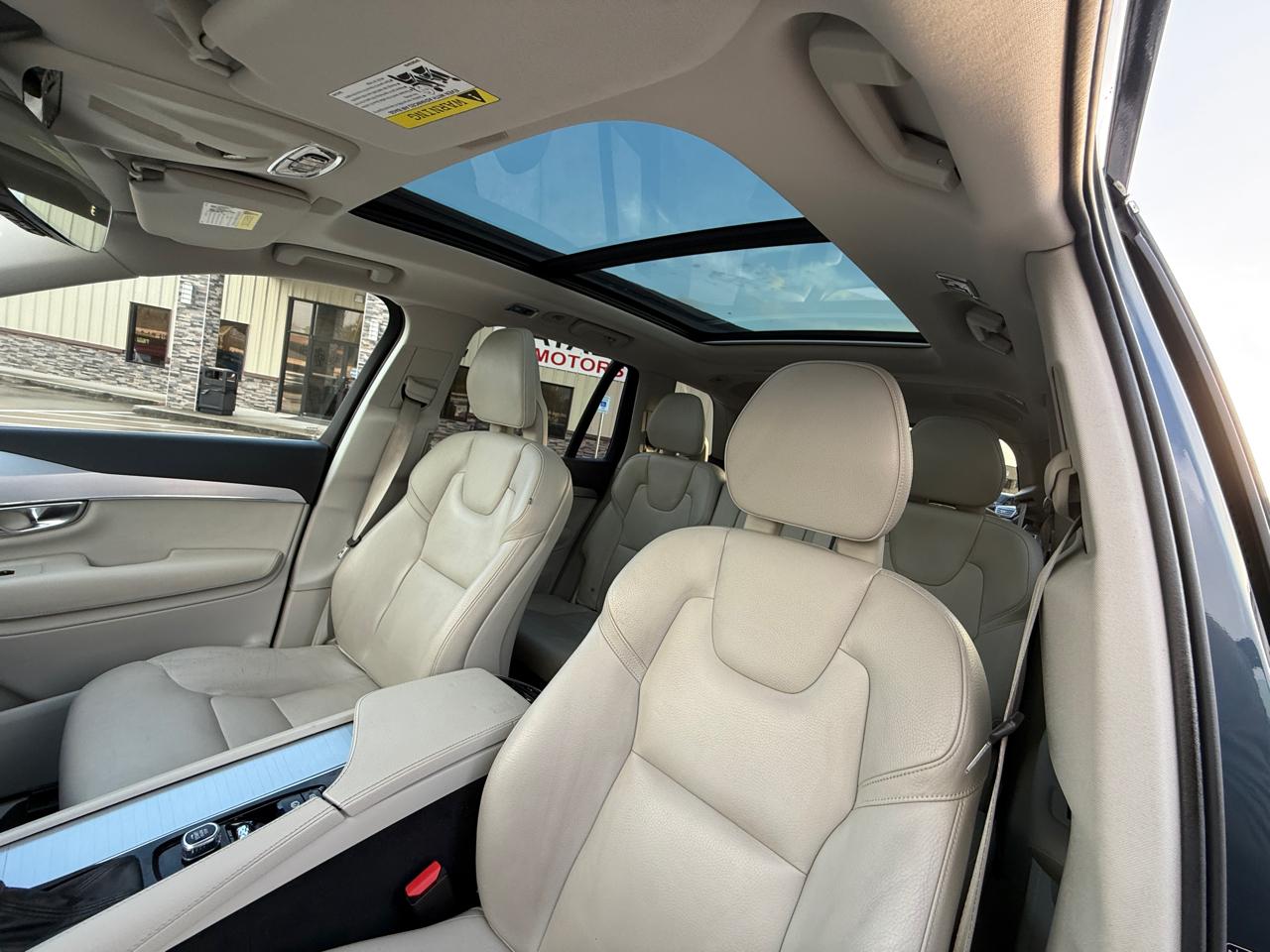 Photo 11 of 2018 Volvo Xc90 Momentum for sale in Houston, TX