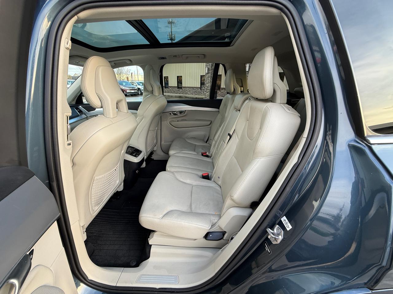 Photo 12 of 2018 Volvo Xc90 Momentum for sale in Houston, TX