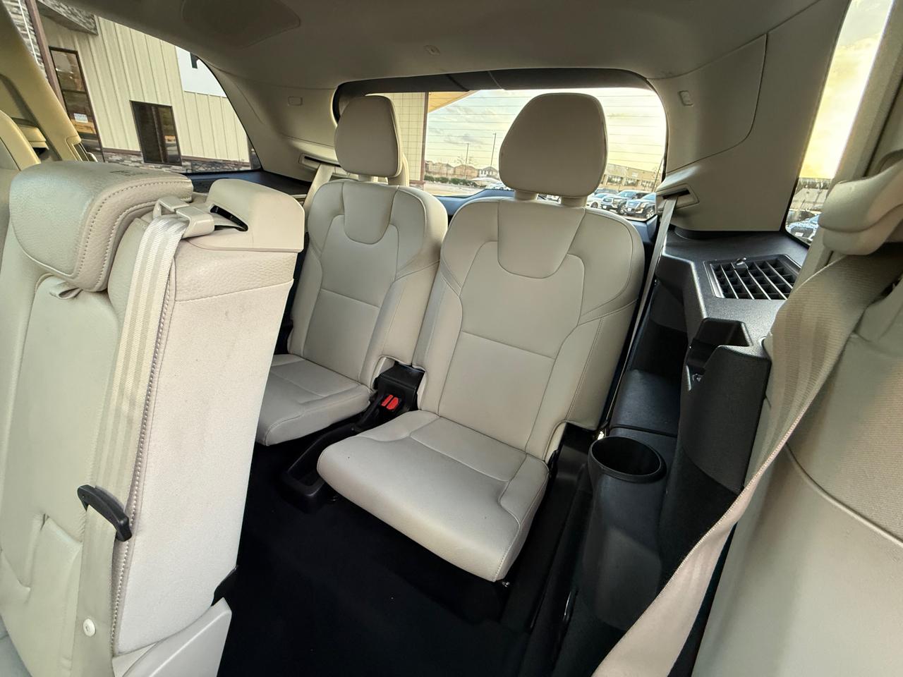 Photo 15 of 2018 Volvo Xc90 Momentum for sale in Houston, TX
