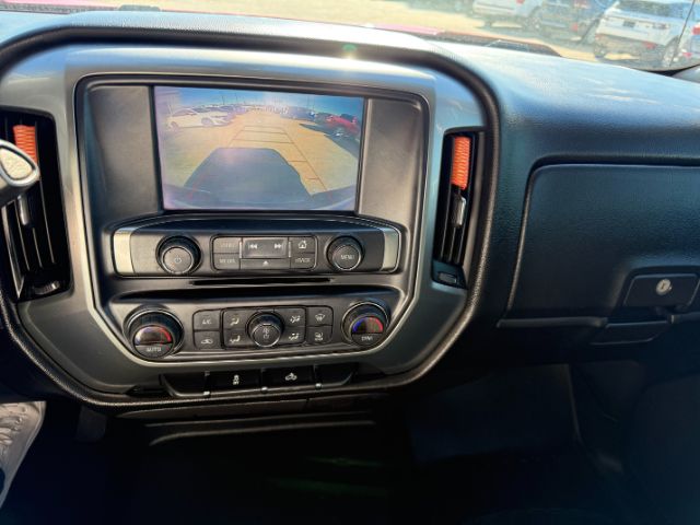 Photo 33 of 2018 Chevrolet Silverado LT for sale in Houston, TX