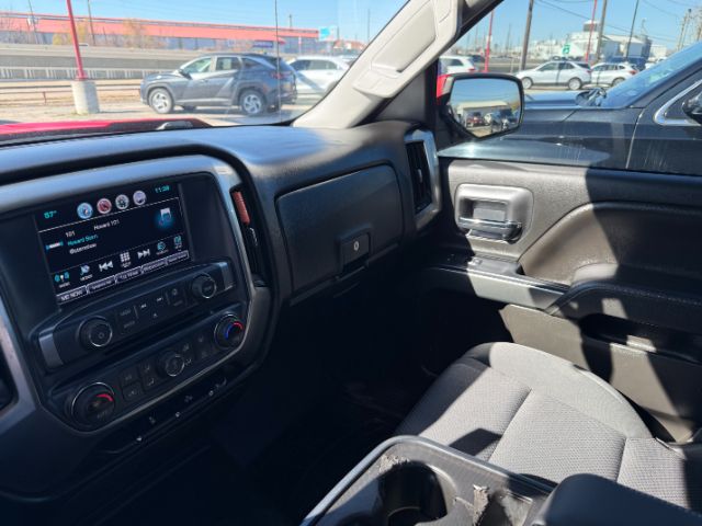 Photo 34 of 2018 Chevrolet Silverado LT for sale in Houston, TX