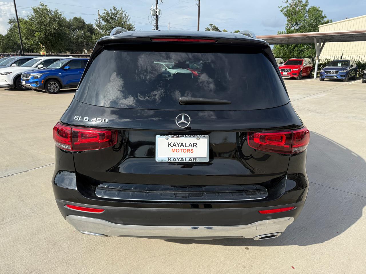 Photo 9 of 2021 Mercedes-Benz Glb-Class GLB 250 for sale in Houston, TX