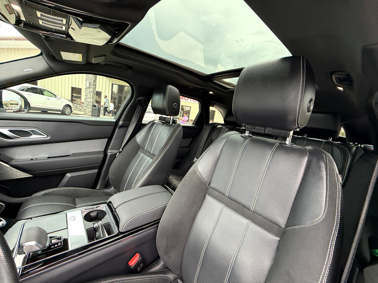 Photo 9 of 2023 Land Rover Range Rover Velar P250 for sale in Houston, TX