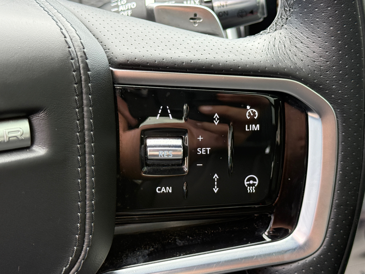 Photo 16 of 2023 Land Rover Range Rover Velar P250 for sale in Houston, TX