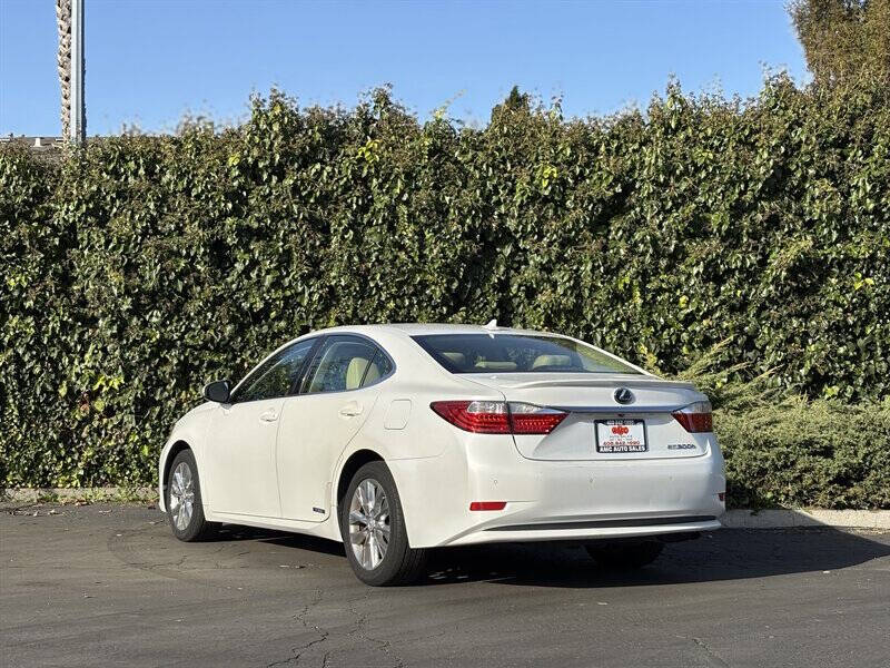 Photo 3 of 2013 Lexus Es 300h for sale in Cypress, TX