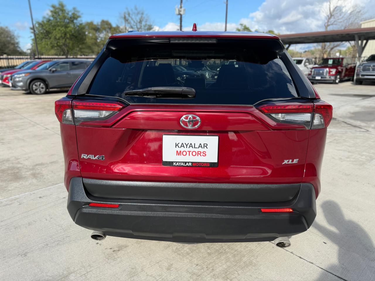 Photo 5 of 2020 Toyota Rav4 XLE for sale in Houston, TX