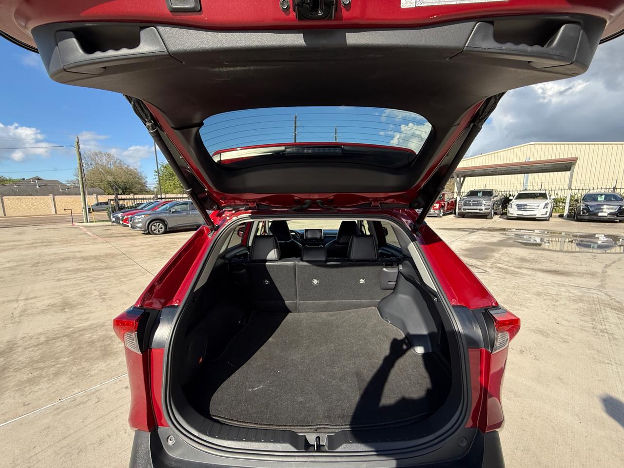 Photo 10 of 2020 Toyota Rav4 XLE for sale in Houston, TX
