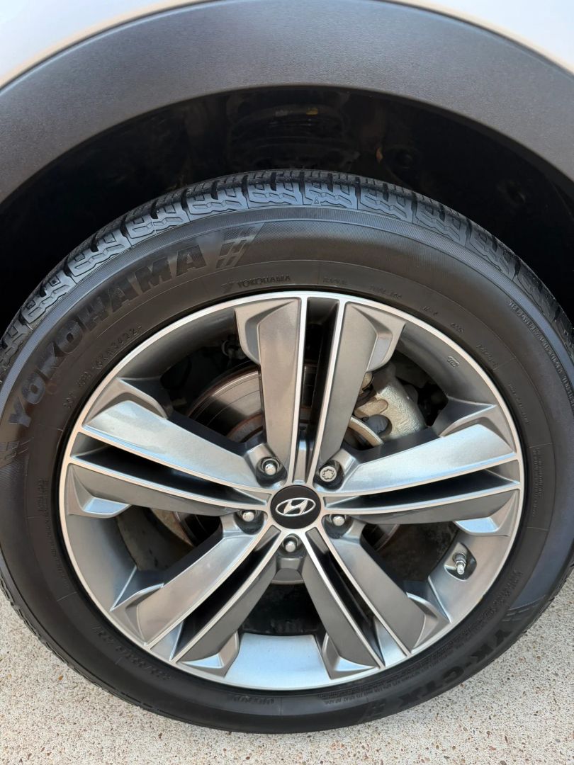 Photo 36 of 2016 Hyundai Santa Fe Wagon for sale in Katy, TX