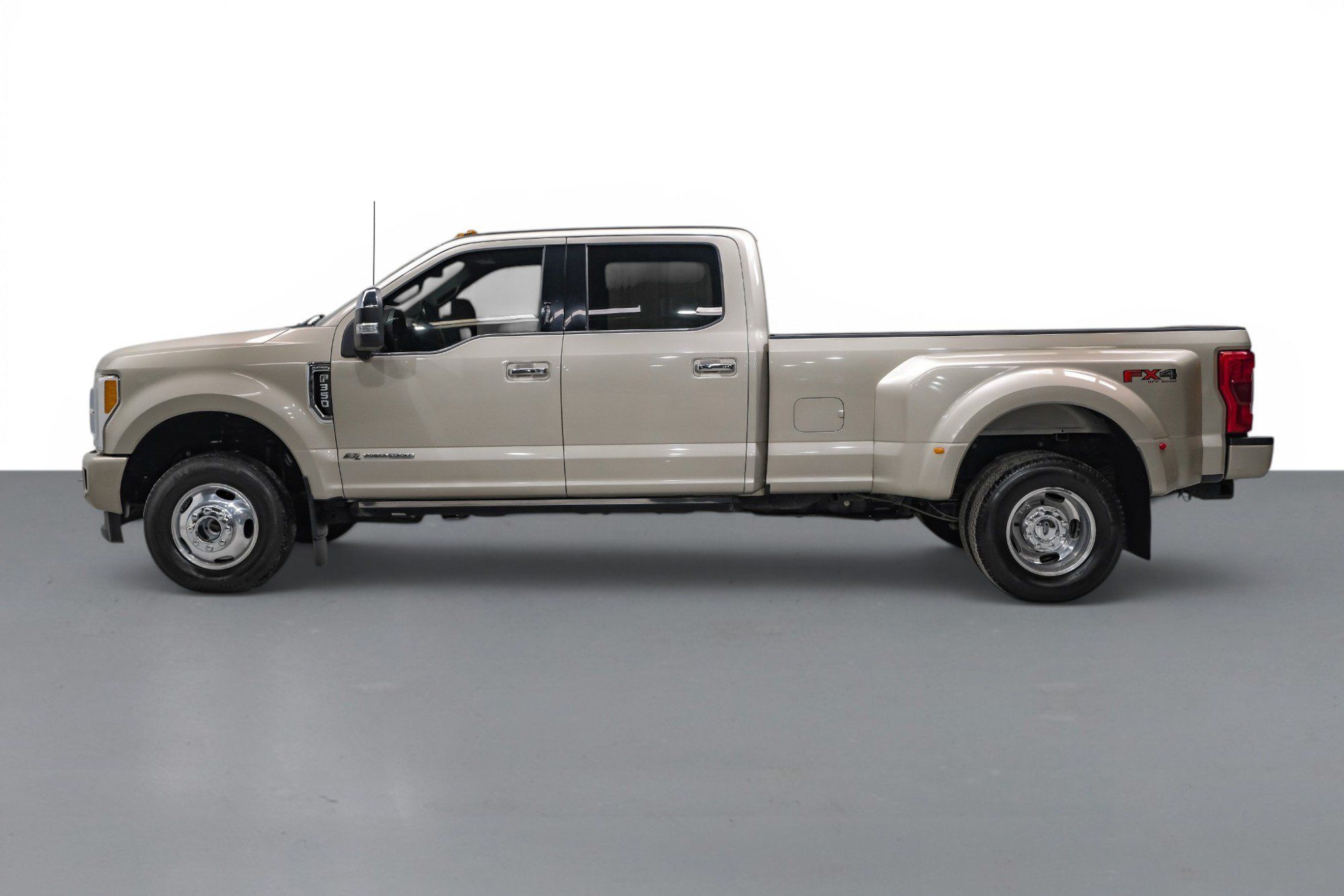 Photo 16 of 2018 Ford F-350 Super for sale in Katy, TX