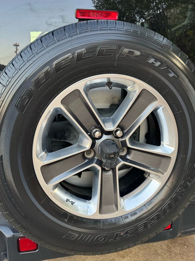Photo 17 of 2019 Jeep Wrangler Unlimited for sale in Katy, TX