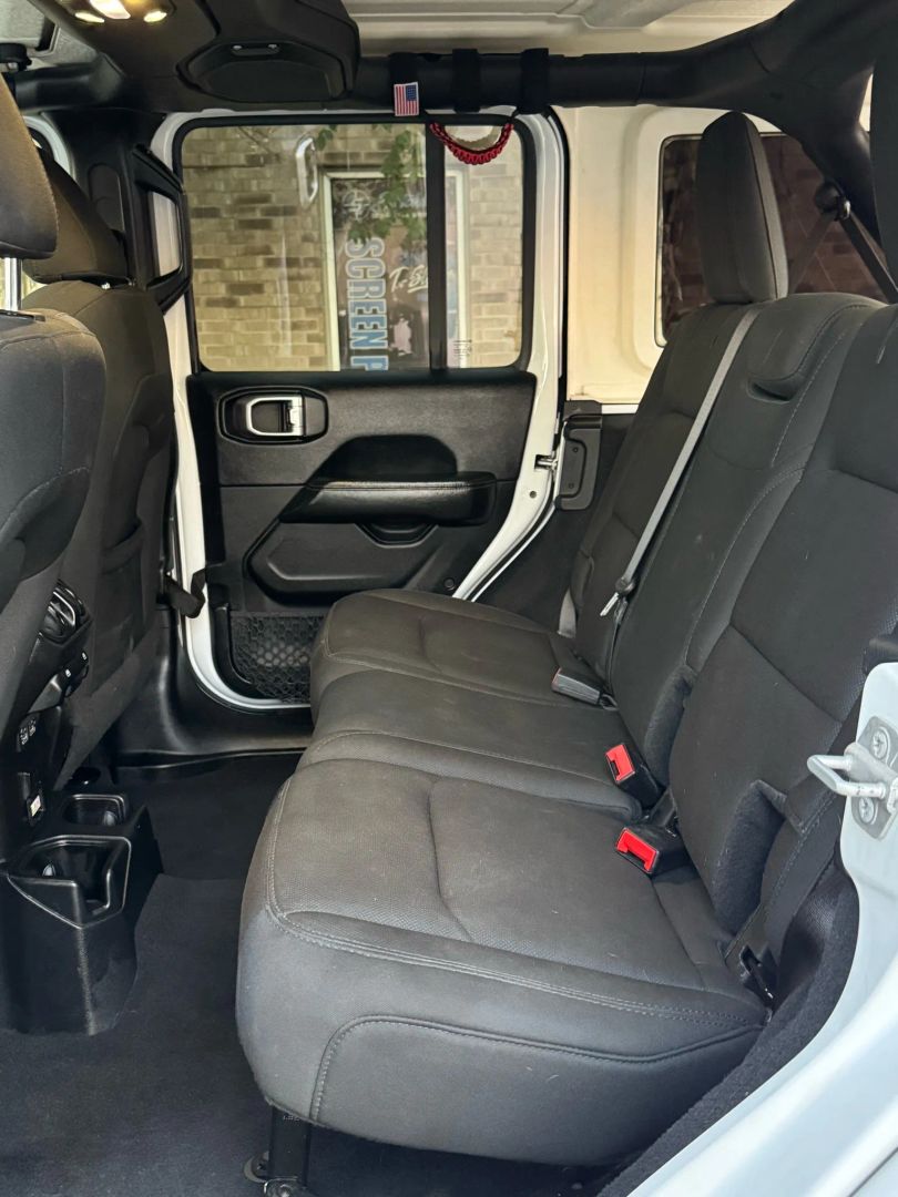 Photo 26 of 2019 Jeep Wrangler Unlimited for sale in Katy, TX