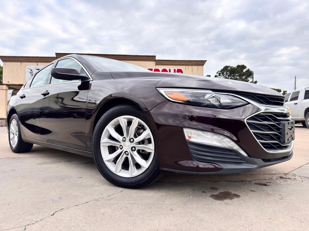 Photo 4 of 2020 Chevrolet Malibu LT for sale in Spring, TX
