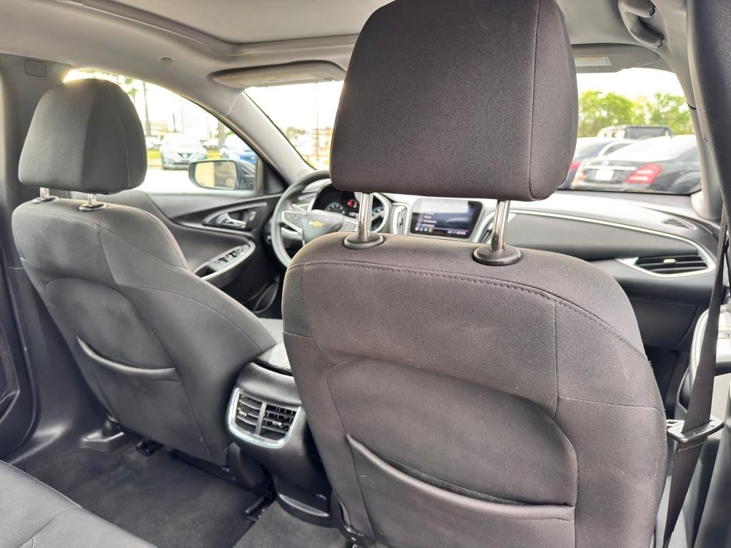 Photo 36 of 2020 Chevrolet Malibu LT for sale in Spring, TX