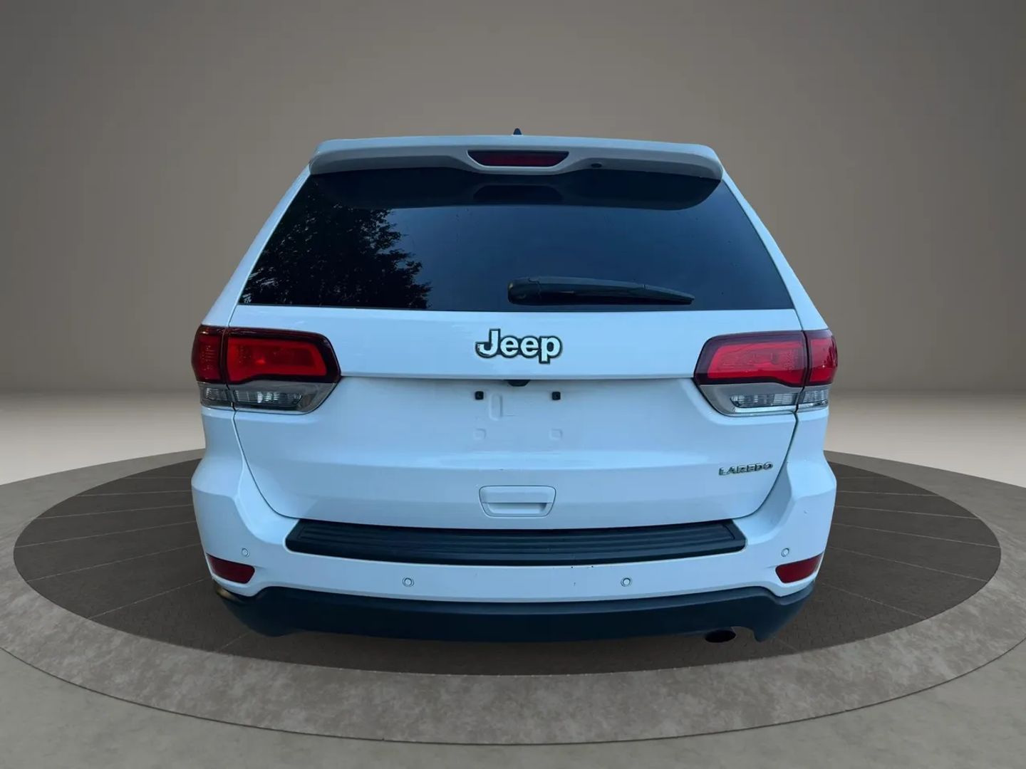Photo 11 of 2022 Jeep Grand Cherokee Laredo, for sale in Katy, TX